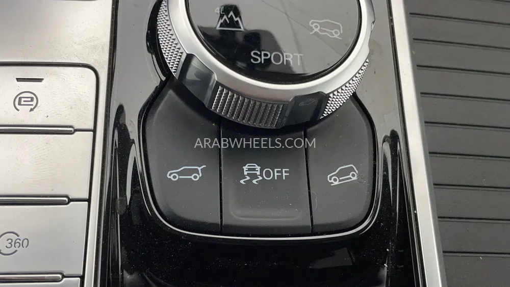 MG RX8 2023 for Sale in Dubai Image-49