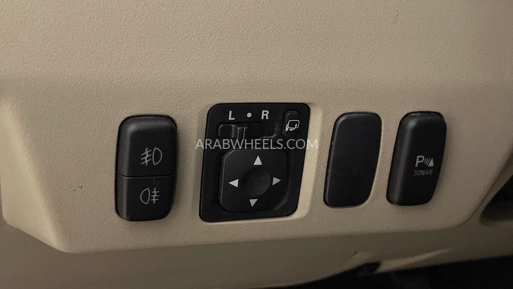 ميتسوبيشي باجيرو 2017 for Sale in دبي Image-40