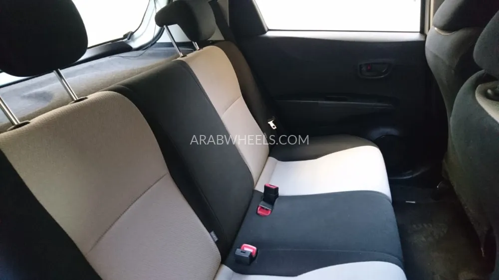 Toyota Yaris 2014 for Sale in Abu Dhabi Image-6