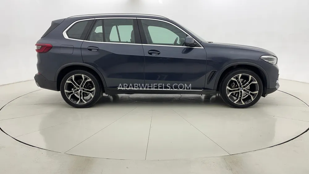 BMW X5 2020 for Sale in Dubai Image-2