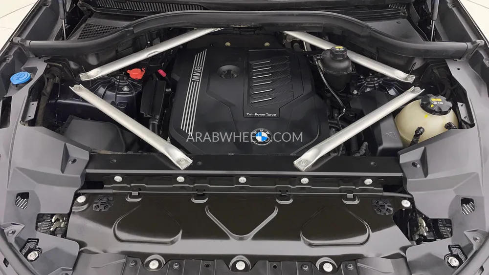 BMW X5 2020 for Sale in Dubai Image-9