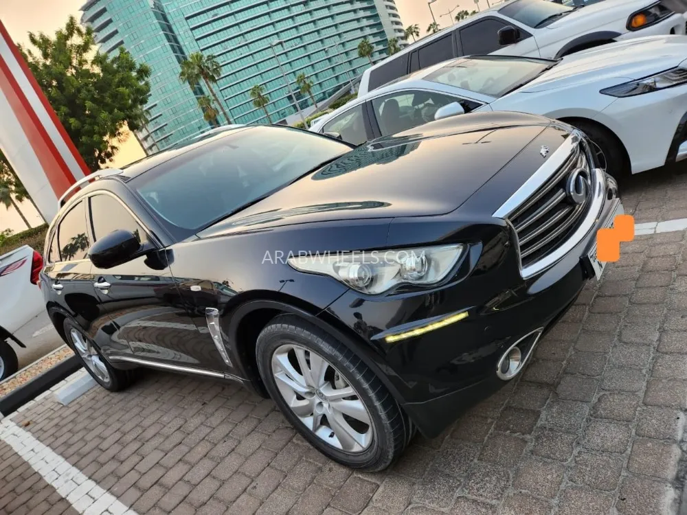 Infiniti FX35 2012 for Sale in Dubai Image-5