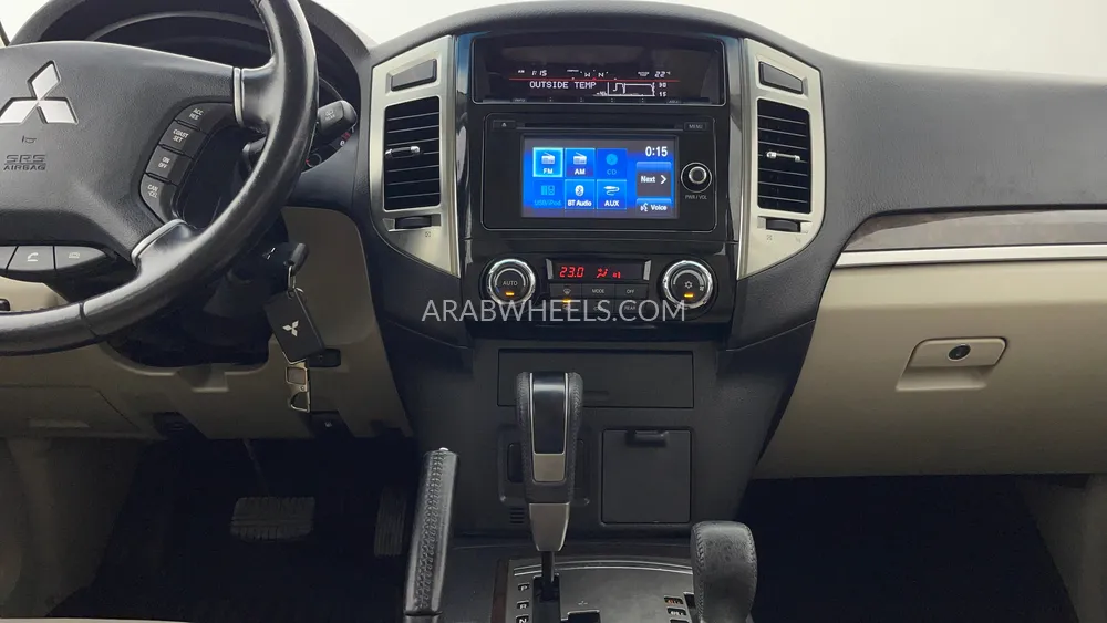 Mitsubishi Pajero 2017 for Sale in Dubai Image-14