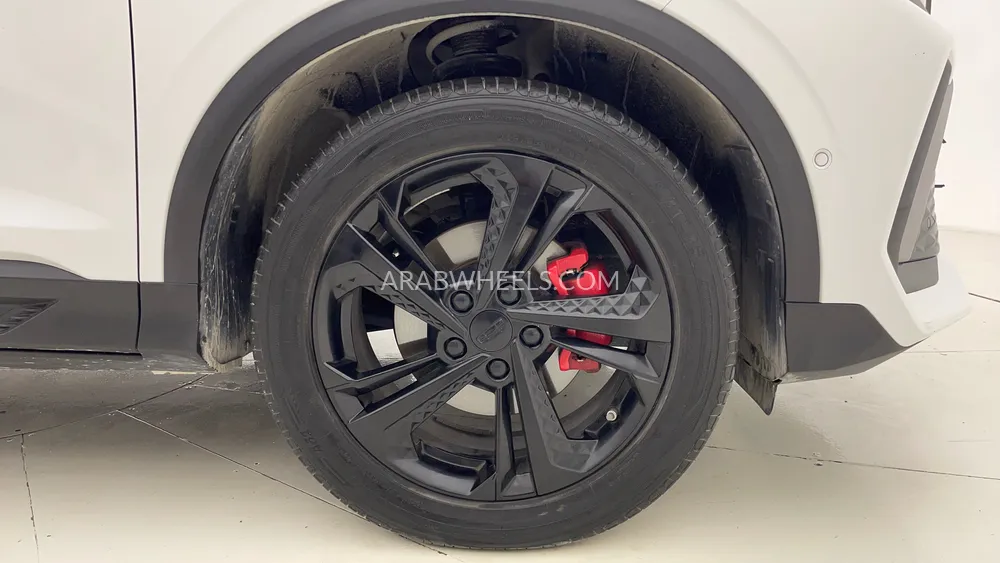 جيلي كولراي 2024 for Sale in دبي Image-10