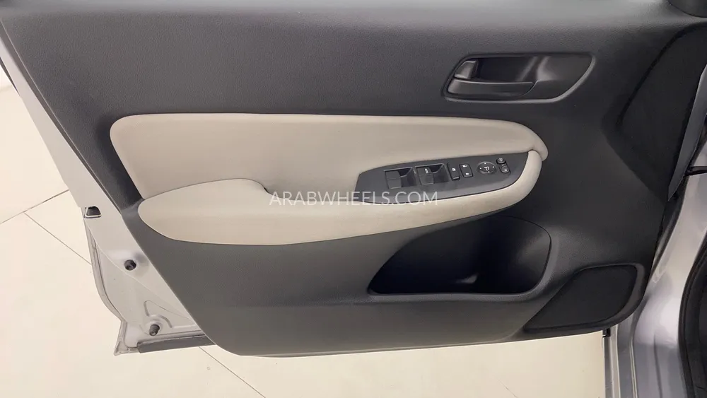 Honda City 2024 for Sale in Dubai Image-19