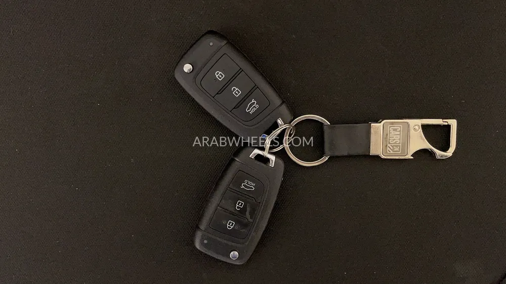هيونداي إلنترا 2025 for Sale in دبي Image-27