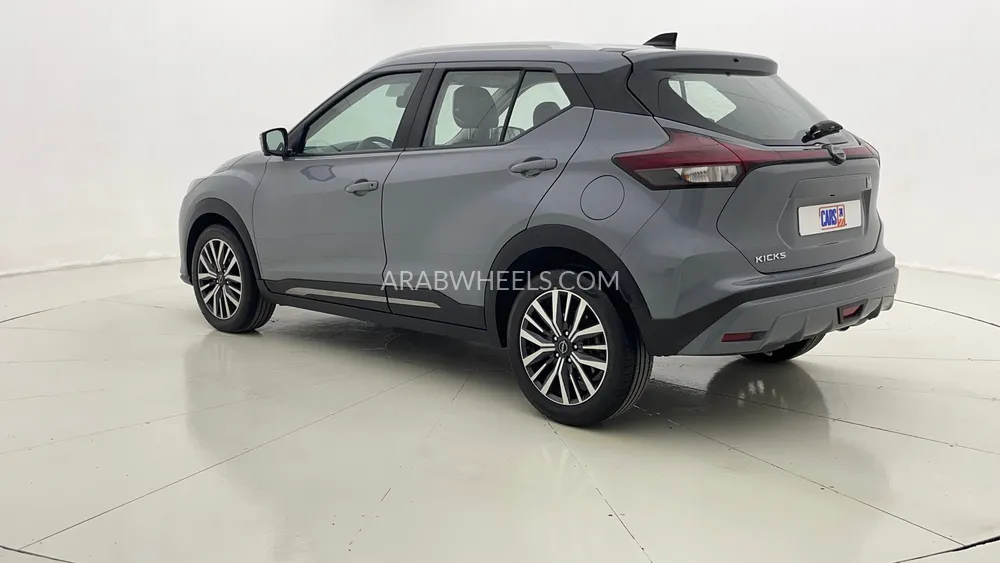 Nissan Kicks 2023 for Sale in Dubai Image-5