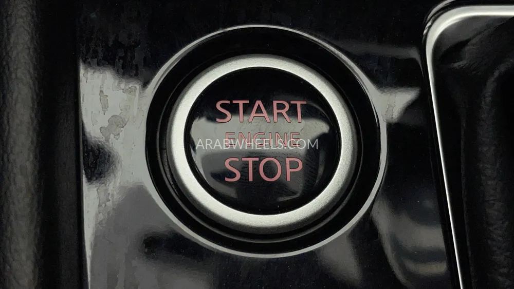 Nissan Kicks 2023 for Sale in Dubai Image-23