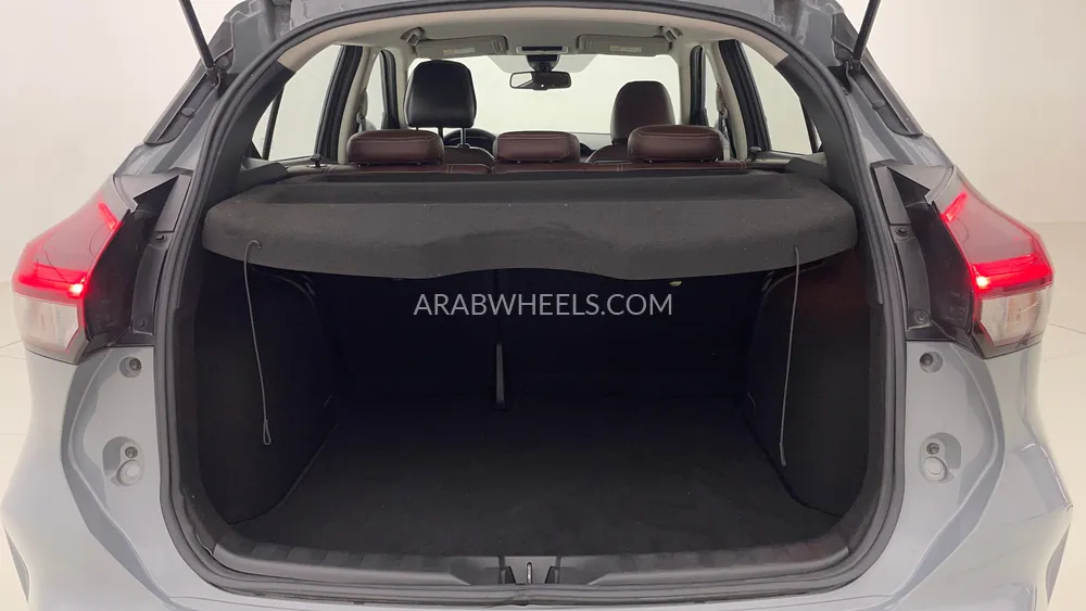 Nissan Kicks 2023 for Sale in Dubai Image-28