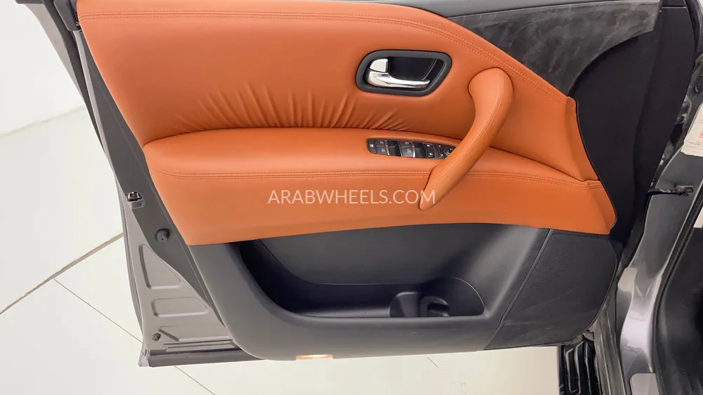 Nissan Patrol 2023 for Sale in Dubai Image-19