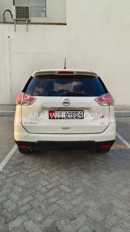 نيسان إكس تريل 2016 for Sale in أبو ظبي Image-15