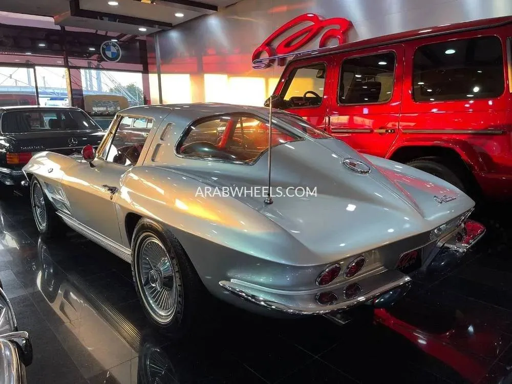 Chevrolet Corvette 1963 for Sale in Dubai Image-5