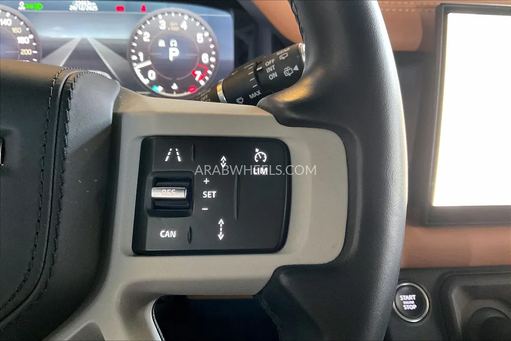 Land Rover Defender 2023 for Sale in Sharjah Image-23