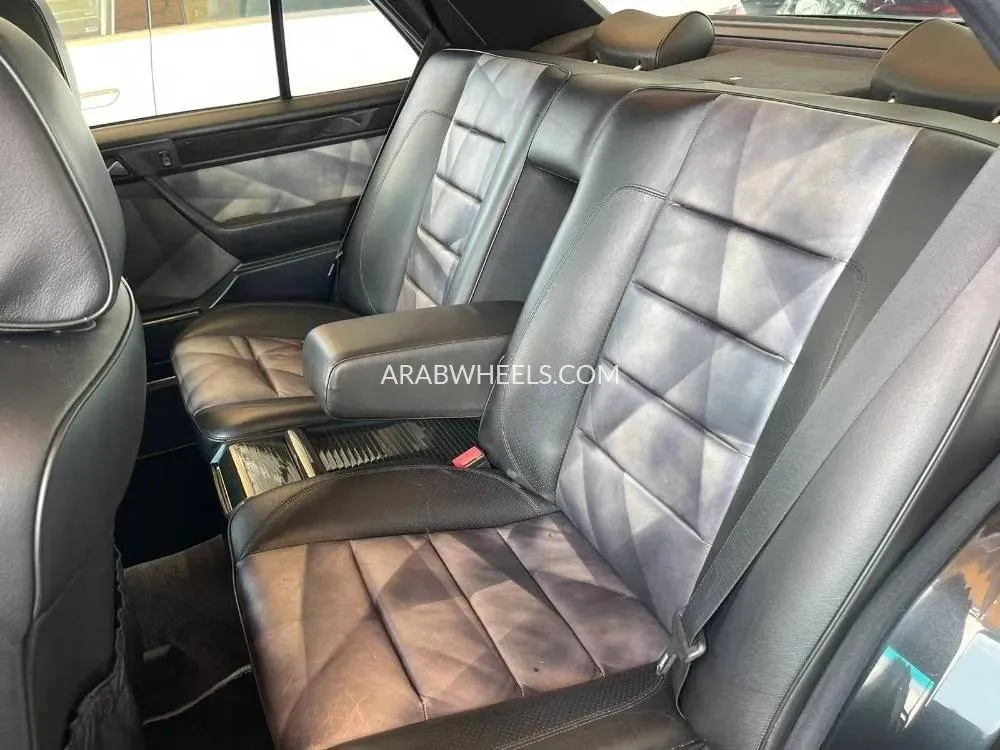 Mercedes Benz E Class 1995 for Sale in Dubai Image-14