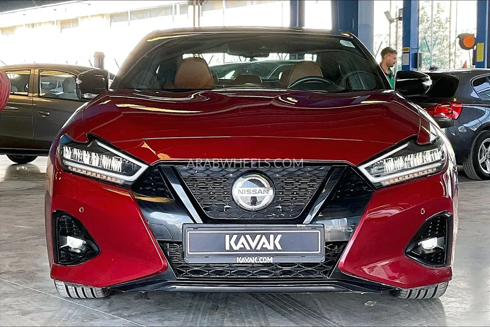 Nissan Maxima 2022 for Sale in Sharjah Image-2