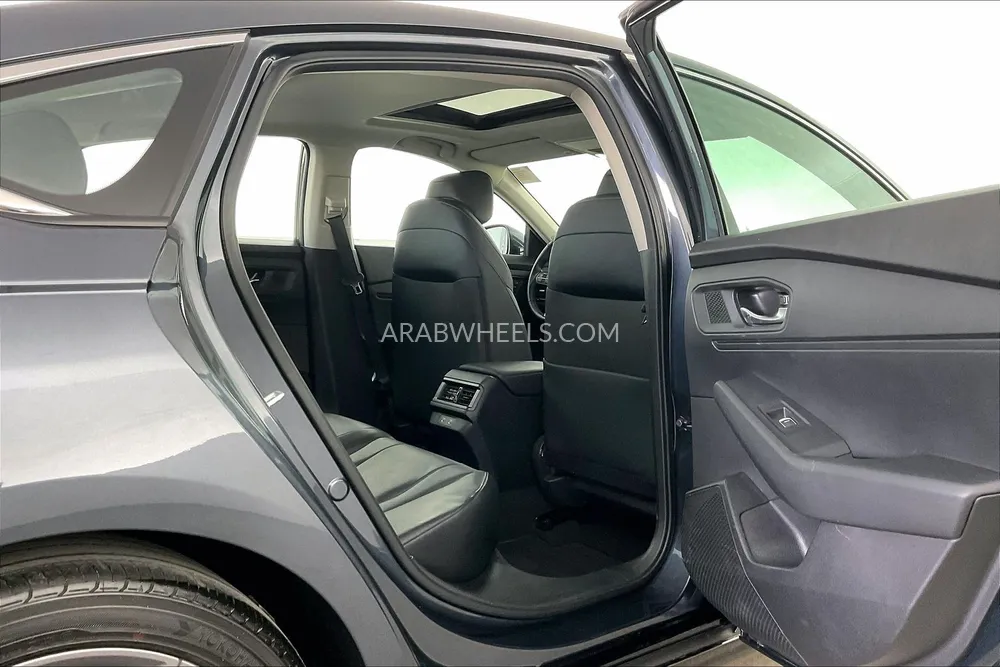 Honda Accord 2024 for Sale in Sharjah Image-28