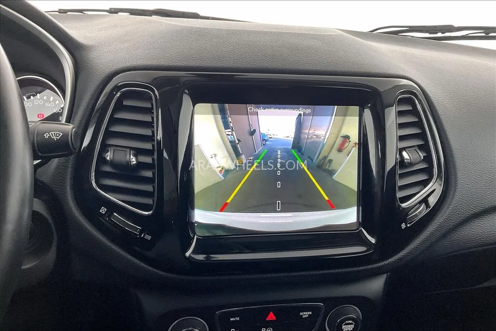 جيب كومباس 2019 for Sale in الشارقة Image-17