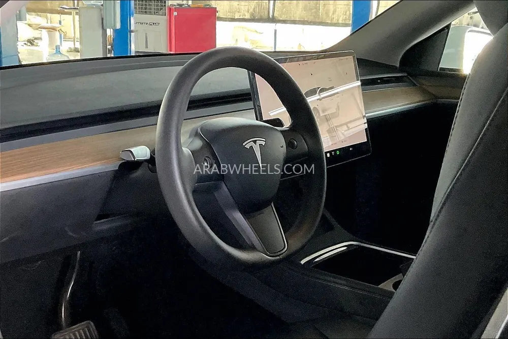 Tesla Model Y 2022 for Sale in Sharjah Image-27