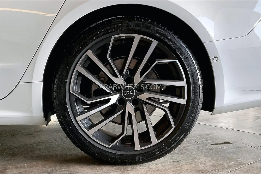 Audi A7 2024 for Sale in Dubai Image-10