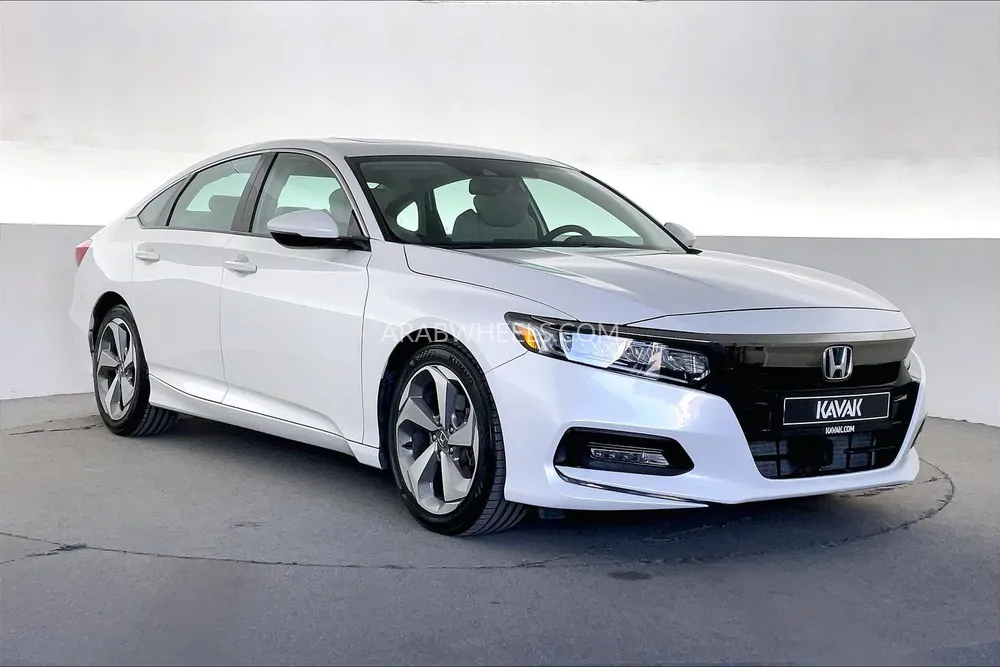 Honda Accord 2018 for Sale in Sharjah Image-3