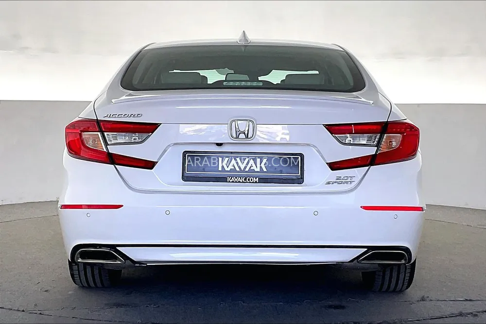 Honda Accord 2018 for Sale in Sharjah Image-5