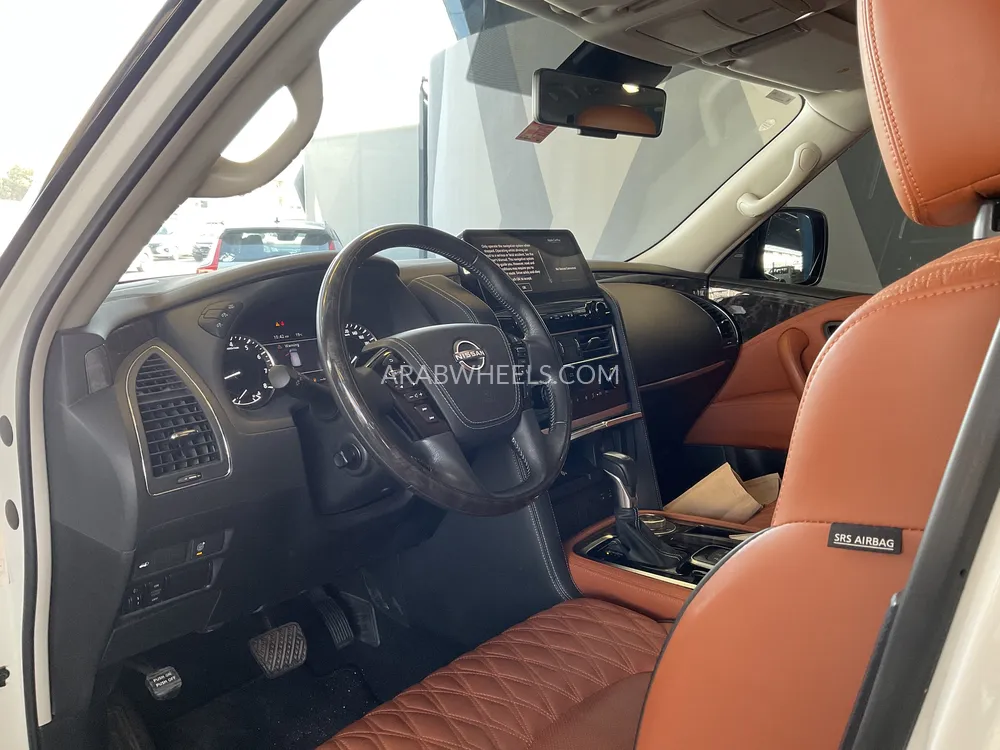 Nissan Patrol 2022 for Sale in Sharjah Image-8