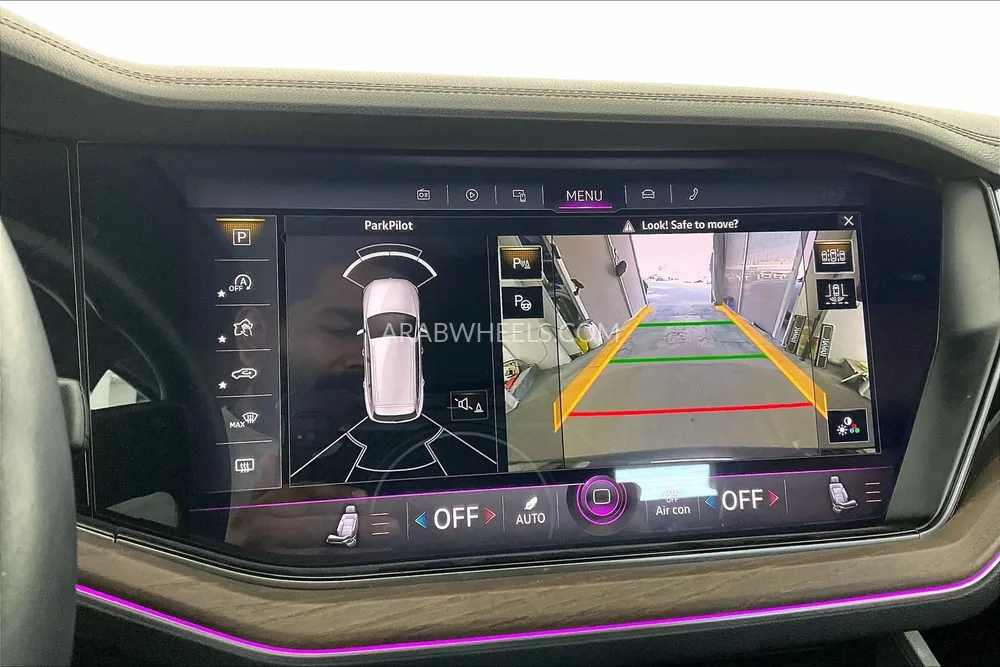 Volkswagen Touareg 2019 for Sale in Sharjah Image-16