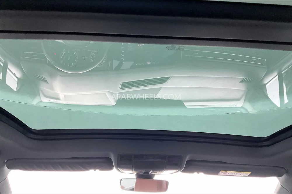 Volkswagen Touareg 2019 for Sale in Sharjah Image-19