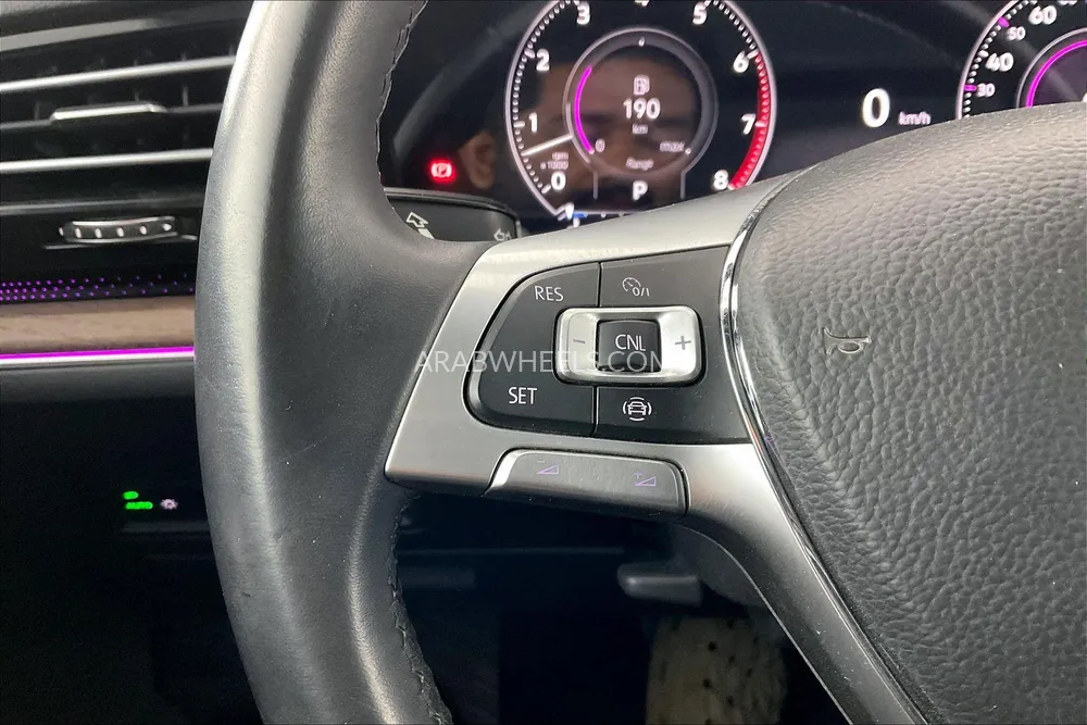 Volkswagen Touareg 2019 for Sale in Sharjah Image-20