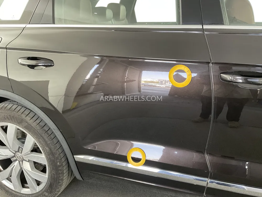 Volkswagen Touareg 2019 for Sale in Sharjah Image-37