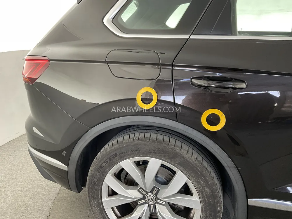 Volkswagen Touareg 2019 for Sale in Sharjah Image-38