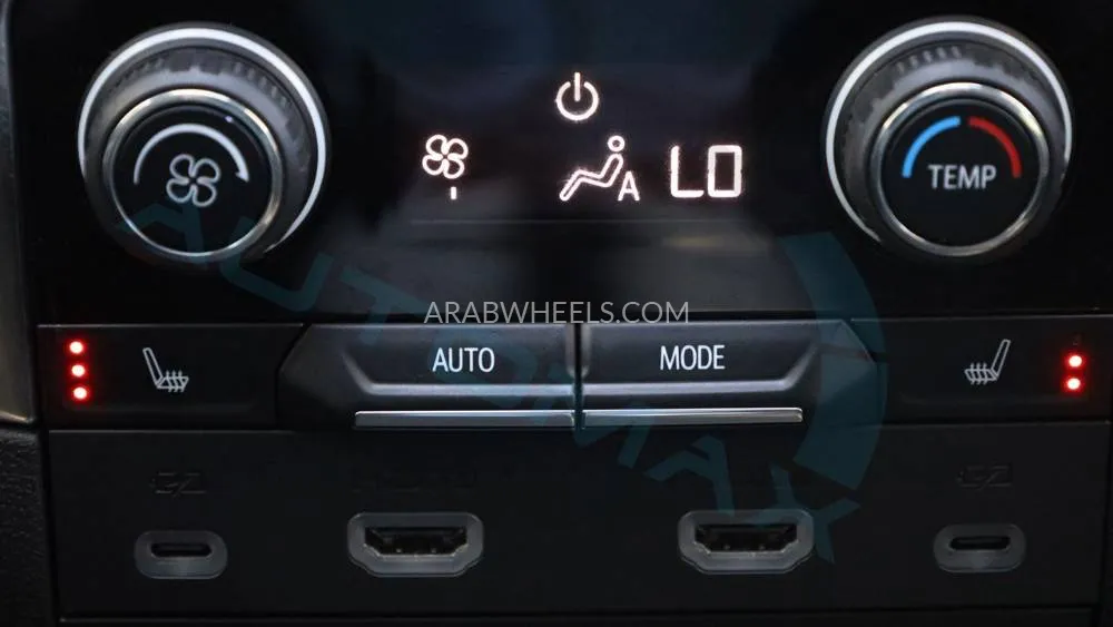 Chevrolet Tahoe 2023 for Sale in Dubai Image-21