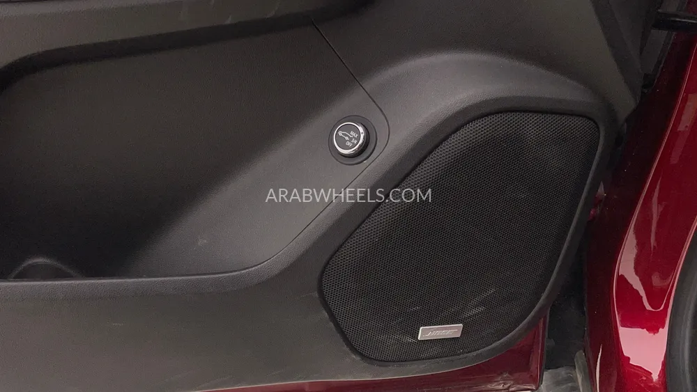 GMC Acadia 2023 for Sale in Dubai Image-23