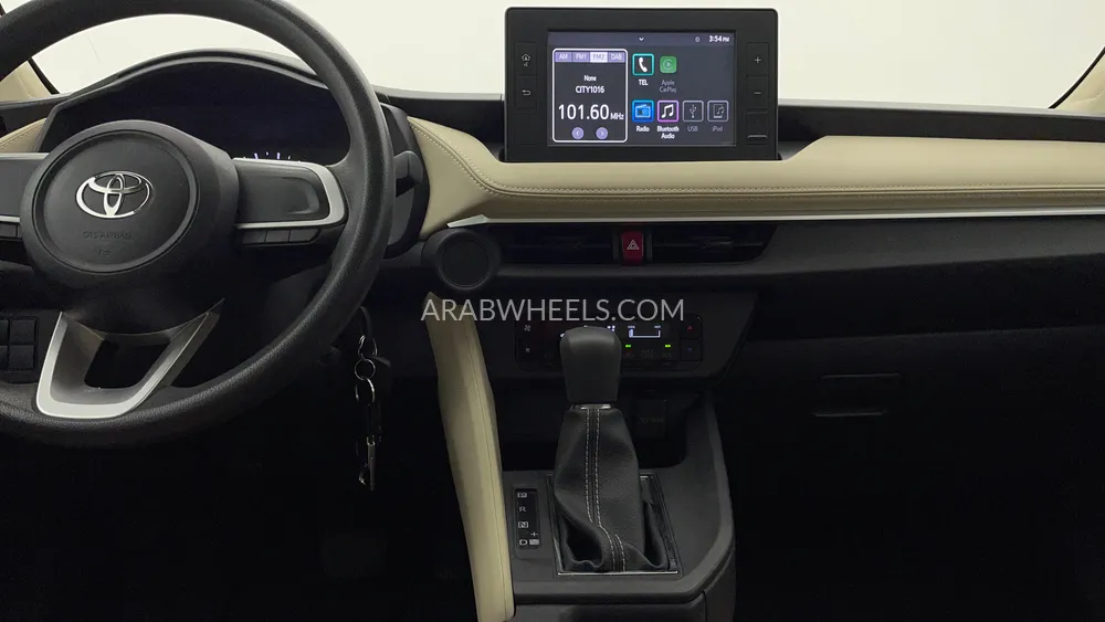 Toyota Yaris 2023 for Sale in Dubai Image-14