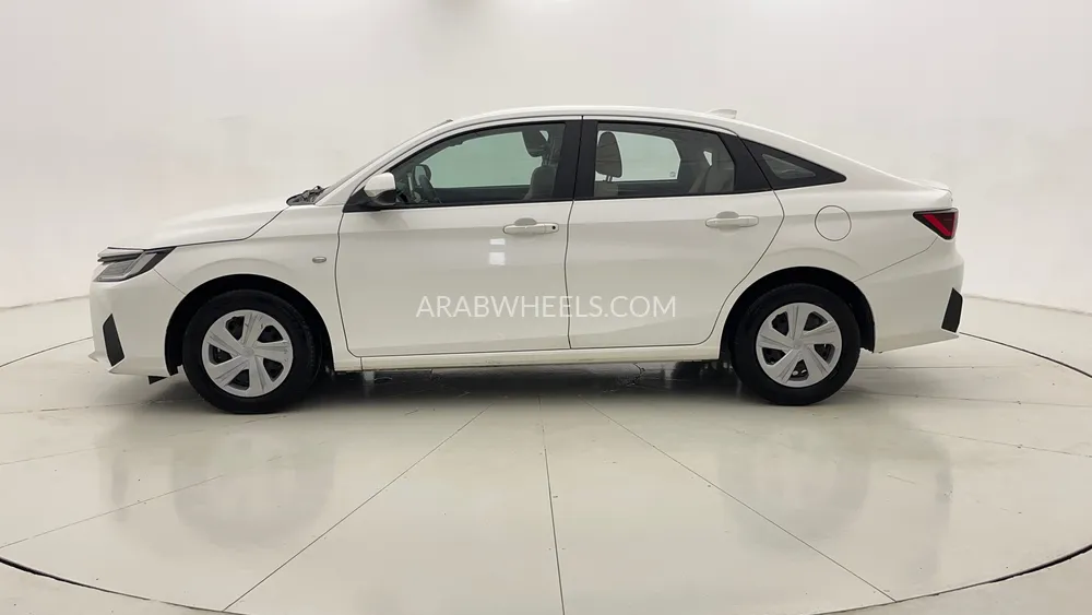 Toyota Yaris 2023 for Sale in Dubai Image-6