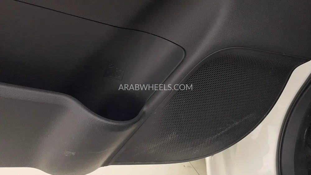 Toyota Yaris 2023 for Sale in Dubai Image-20