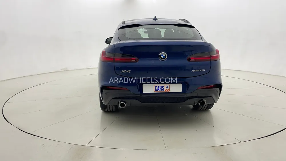 BMW X4 2021 for Sale in Dubai Image-4