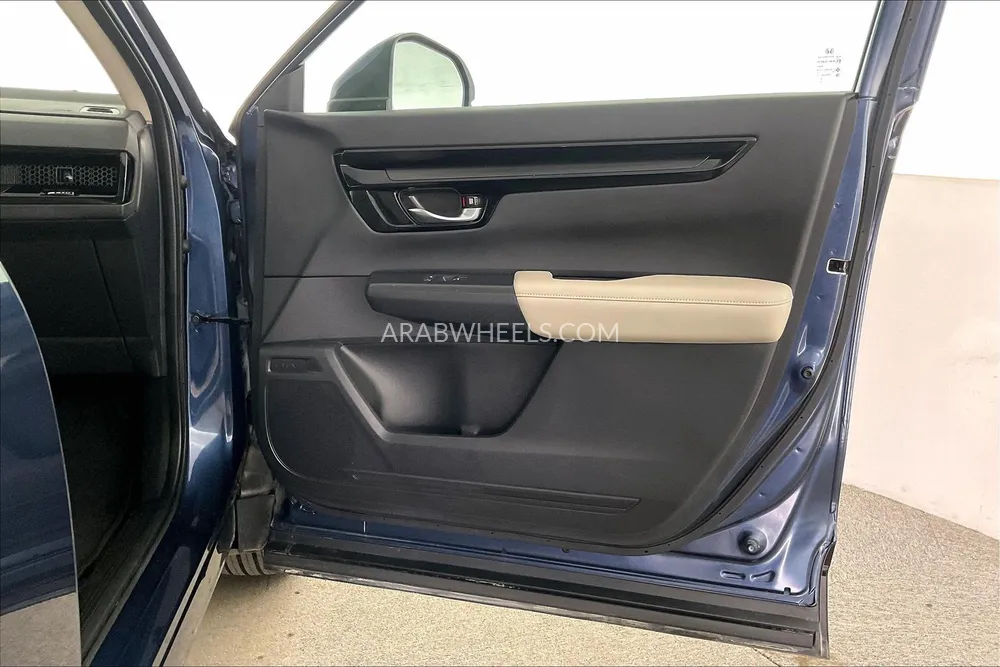 Honda CR-V 2024 for Sale in Sharjah Image-26