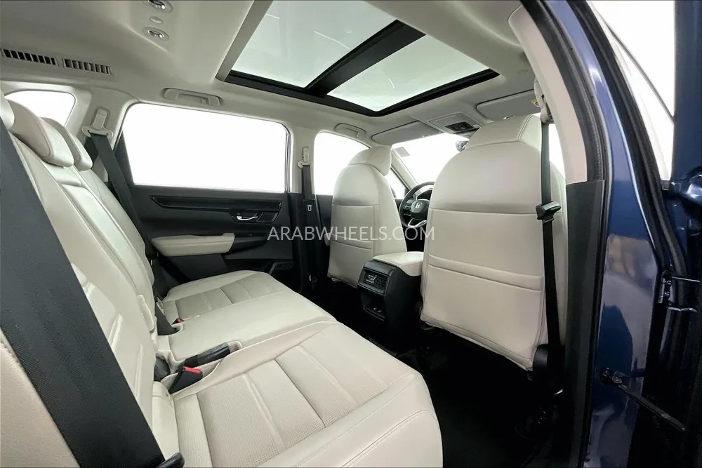 Honda CR-V 2024 for Sale in Sharjah Image-28