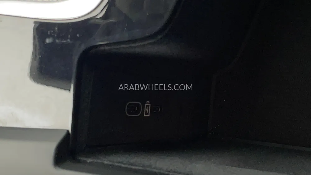 Volvo XC60 2023 for Sale in Dubai Image-52