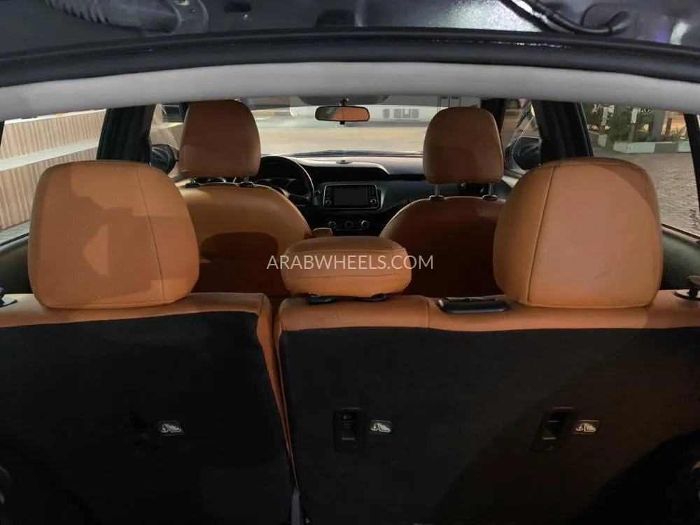 Nissan Kicks 2019 for Sale in Sharjah Image-13