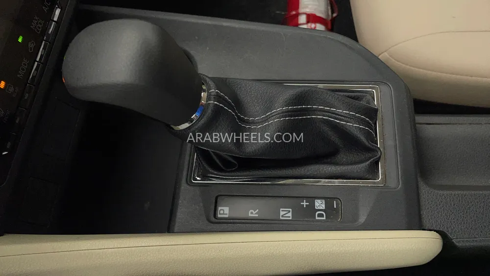 Toyota Yaris 2023 for Sale in Dubai Image-17