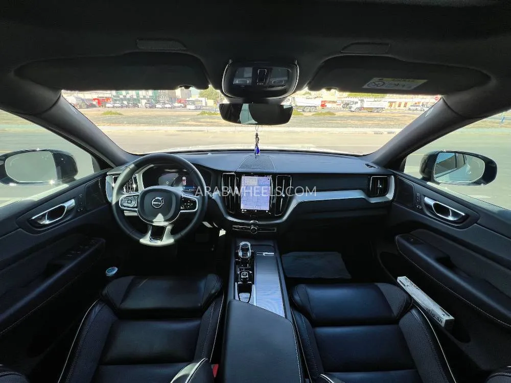 فولفو إكس سي 60 2023 for Sale in دبي Image-7