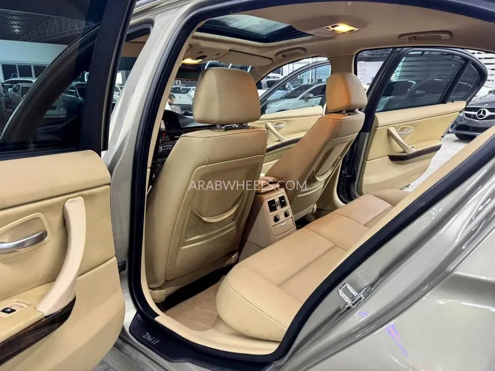 BMW 3 series 2008 for Sale in Ajman Image-13