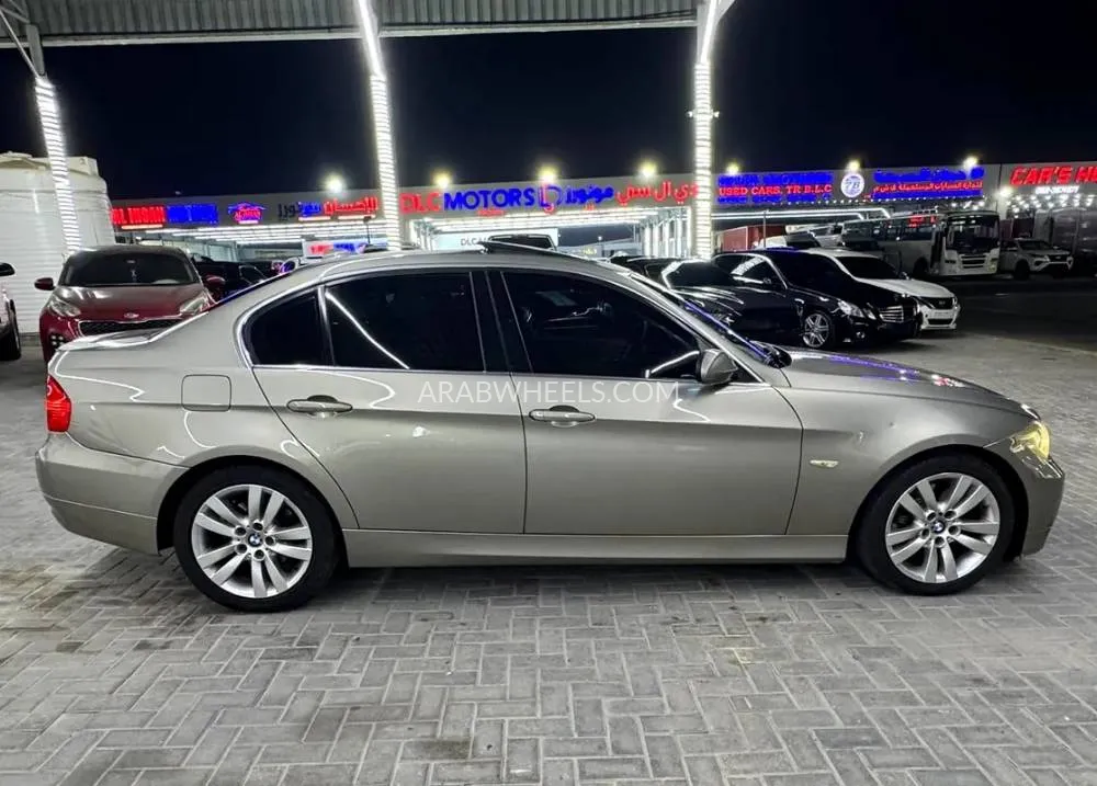 BMW 3 series 2008 for Sale in Ajman Image-4