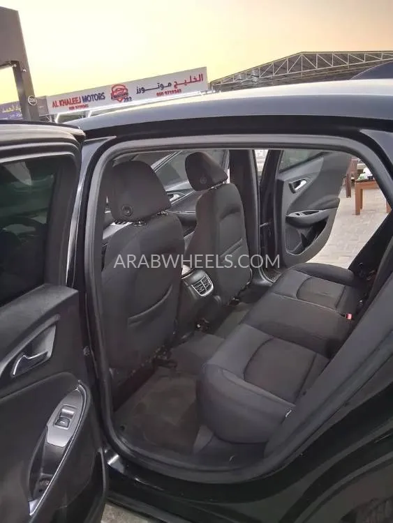 Chevrolet Malibu 2017 for Sale in Ajman Image-12