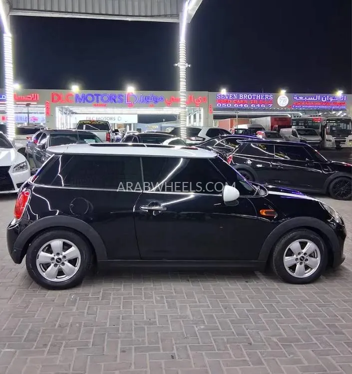 Mini Cooper 2016 for Sale in Ajman Image-4