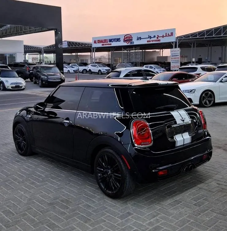 Mini Cooper 2019 for Sale in Ajman Image-8