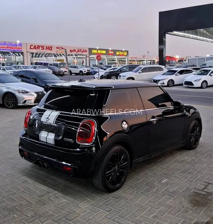Mini Cooper 2019 for Sale in Ajman Image-5