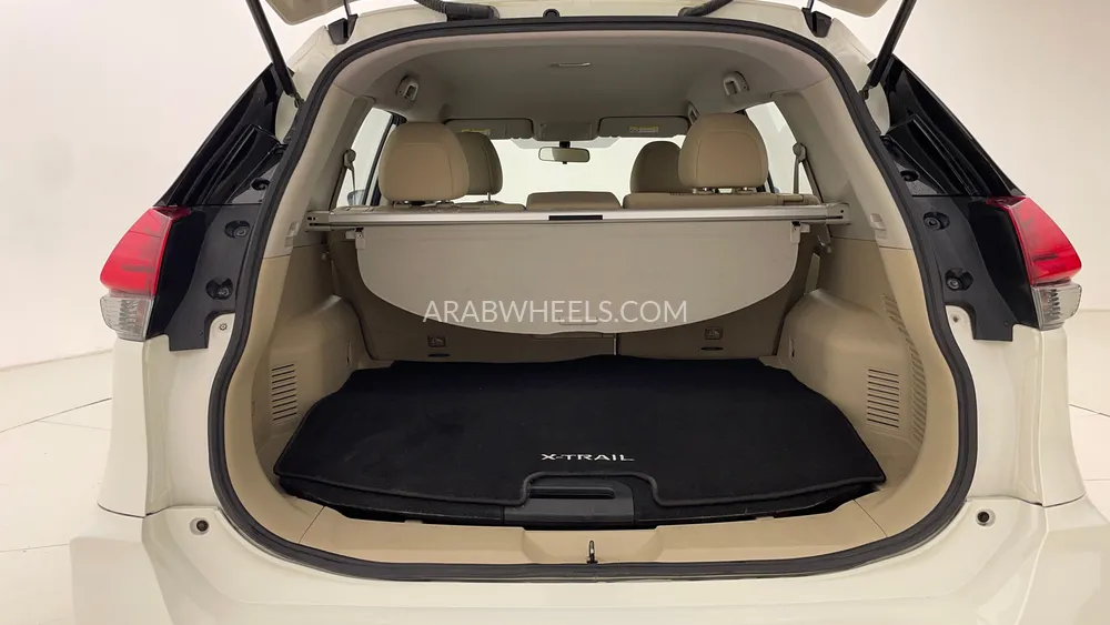 Nissan X-Trail 2020 for Sale in Dubai Image-26